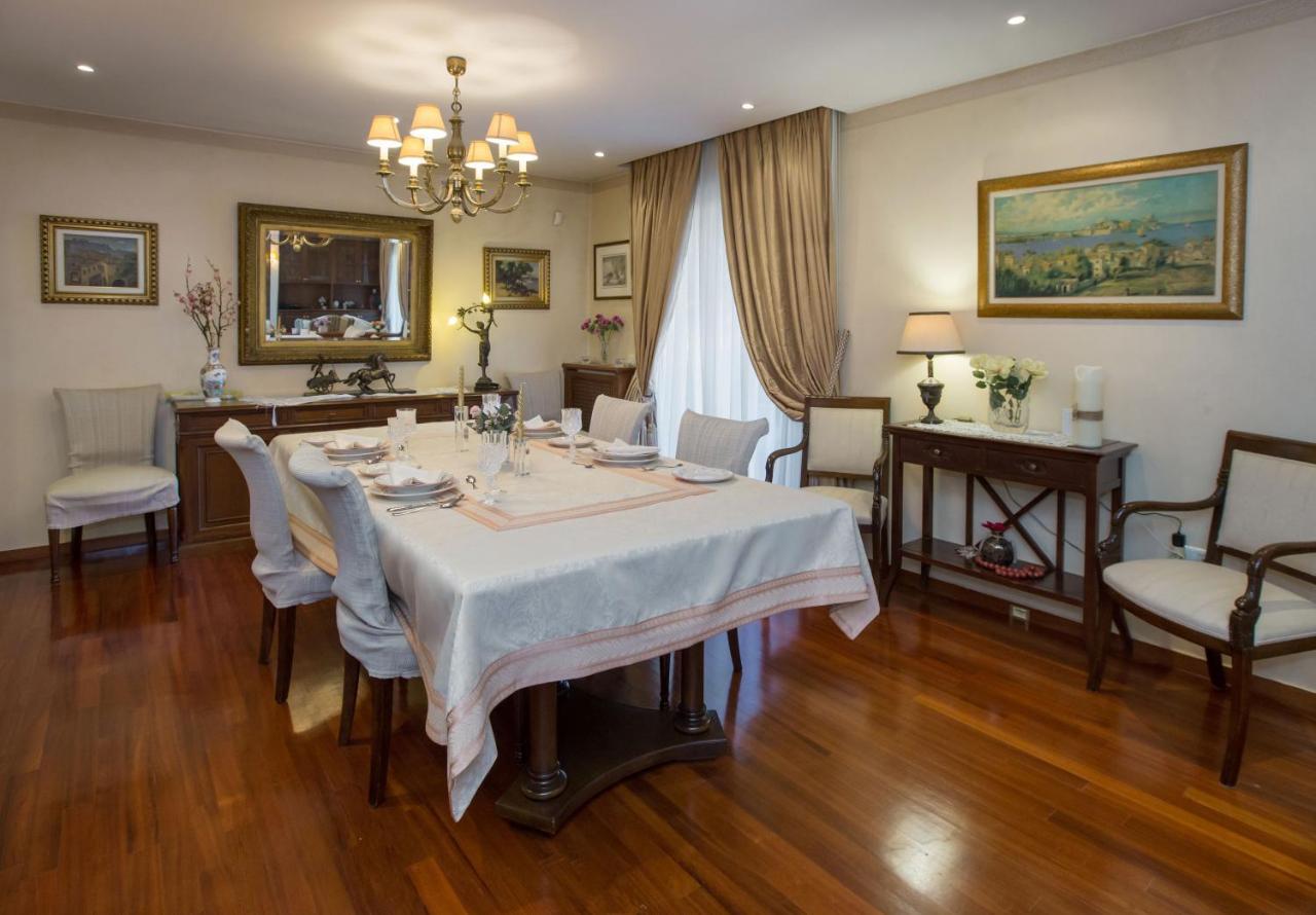 Exceptional Villa In Voula Near The Sea Ateny Zewnętrze zdjęcie