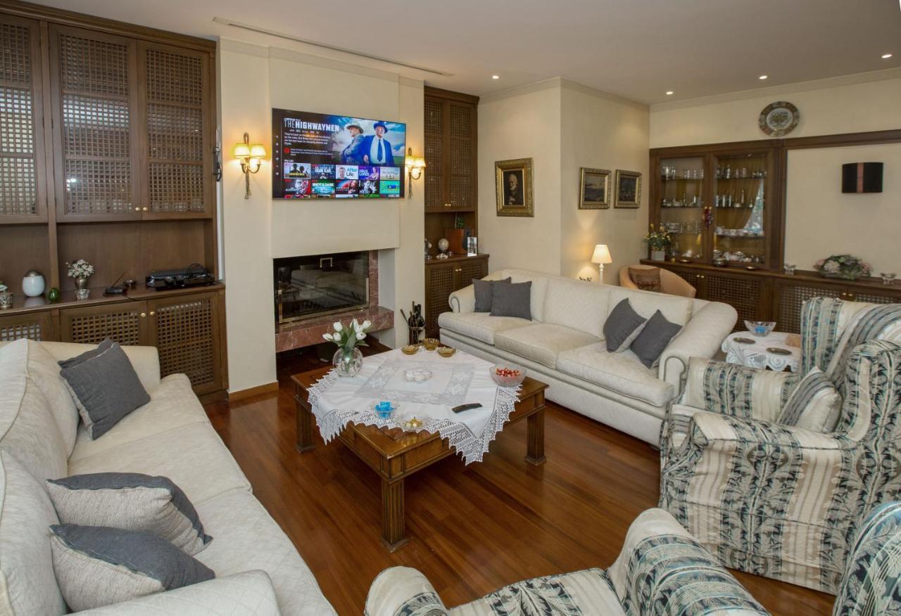 Exceptional Villa In Voula Near The Sea Ateny Zewnętrze zdjęcie