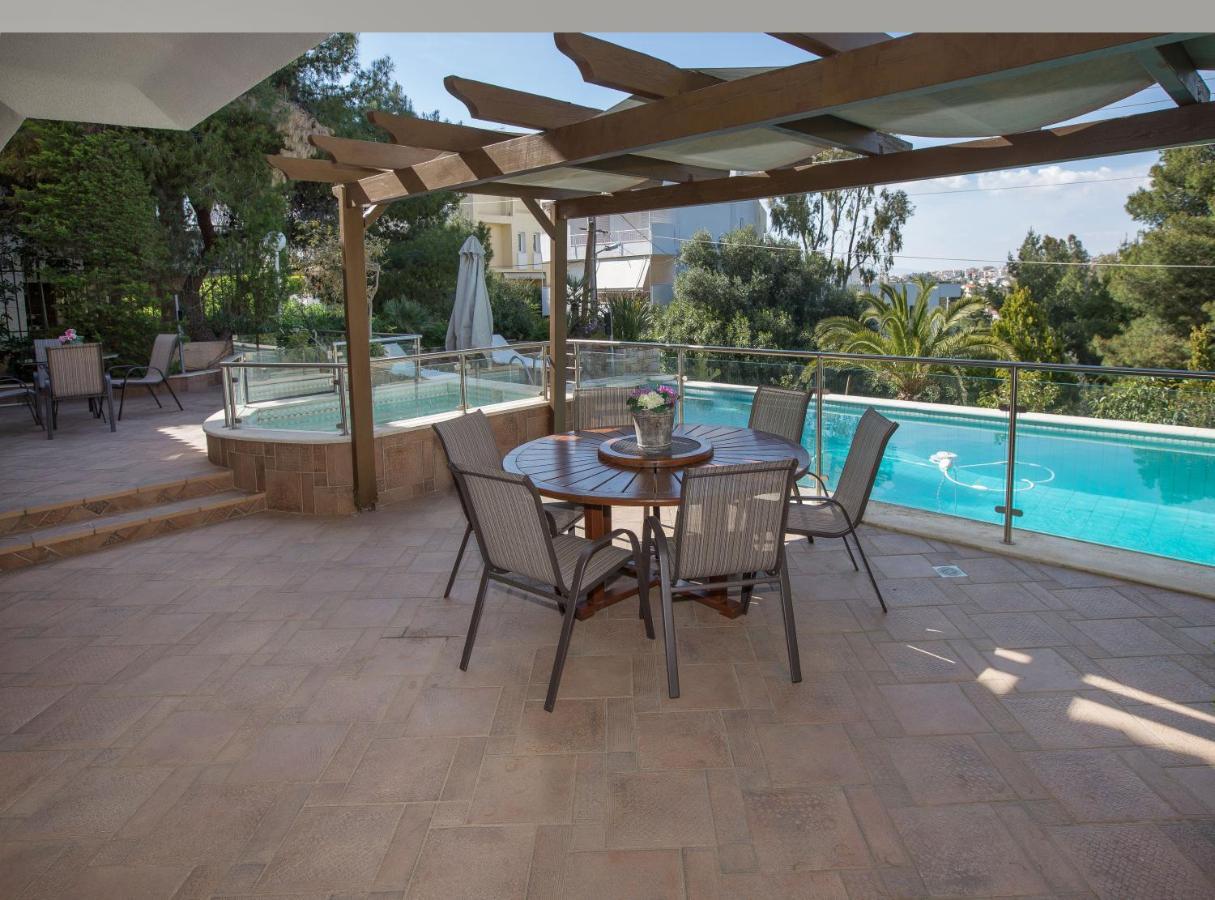 Exceptional Villa In Voula Near The Sea Ateny Zewnętrze zdjęcie