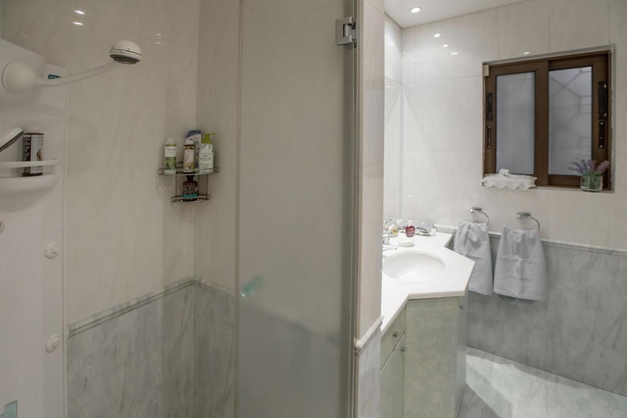 Exceptional Villa In Voula Near The Sea Ateny Zewnętrze zdjęcie
